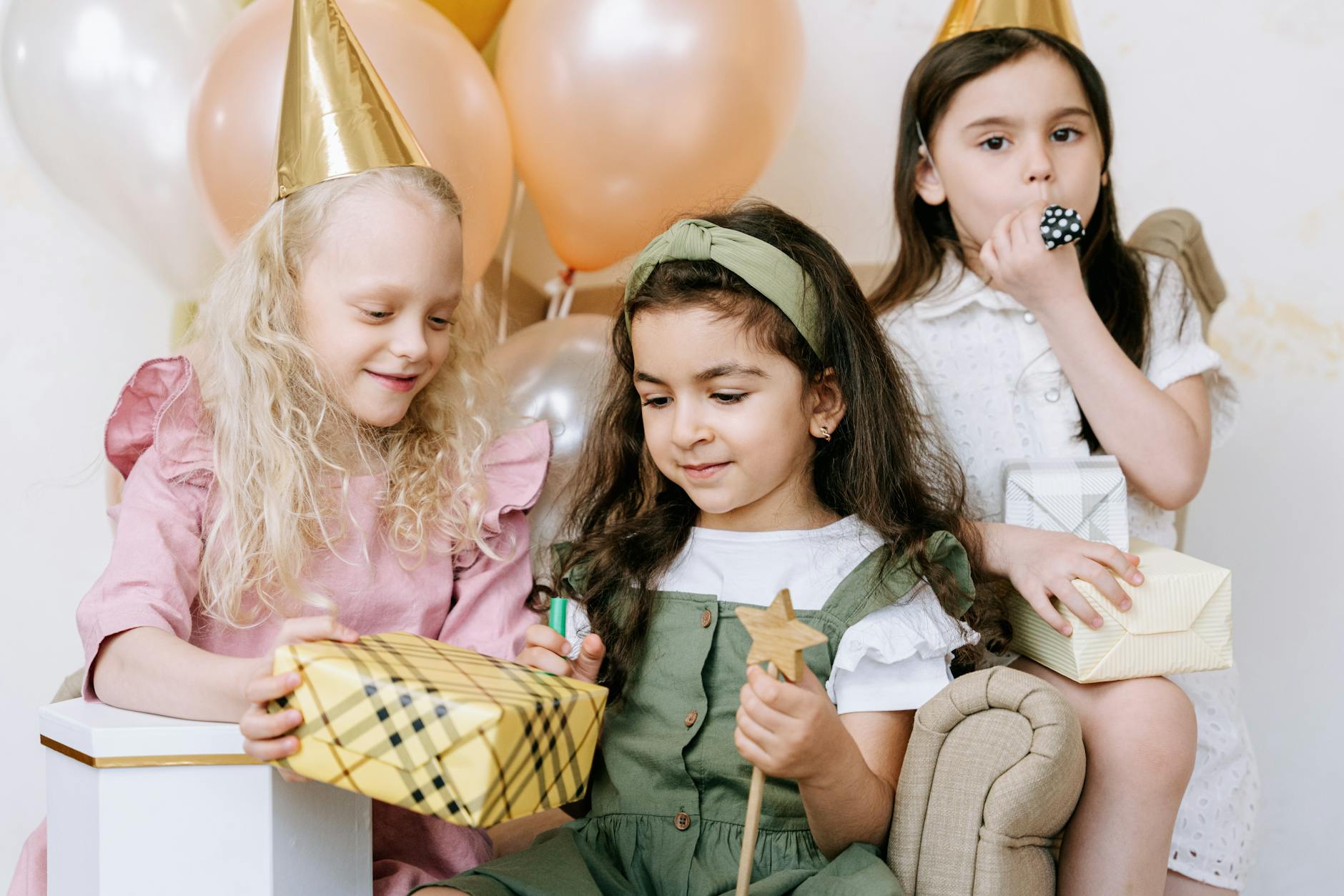 Kostenloses Stock Foto zu feier, freunde, geburtstag
